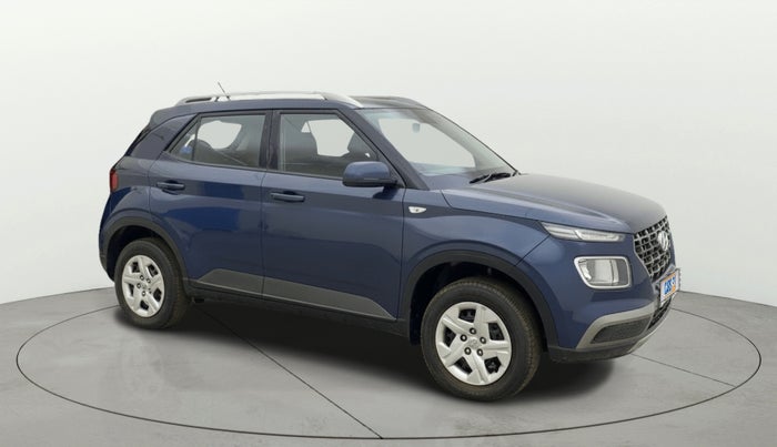 2020 Hyundai VENUE S 1.2, Petrol, Manual, 47,778 km, Right Front Diagonal