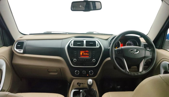 2016 Mahindra TUV300 T8, Diesel, Manual, 66,861 km, Dashboard