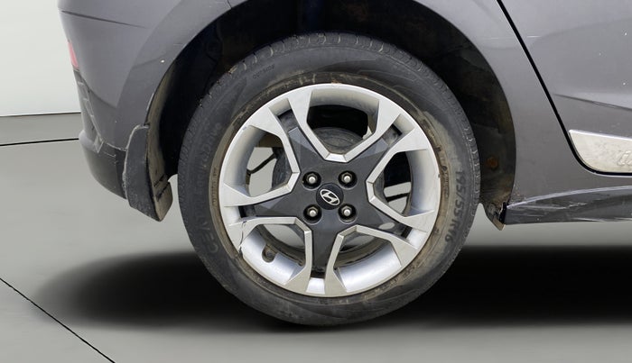 2023 Hyundai NEW I20 SPORTZ 1.2 IVT, Petrol, Automatic, 28,281 km, Right Rear Wheel