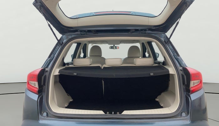 2019 Mahindra XUV300 W6 1.2 PETROL, Petrol, Manual, 58,725 km, Boot Open Zoomed View