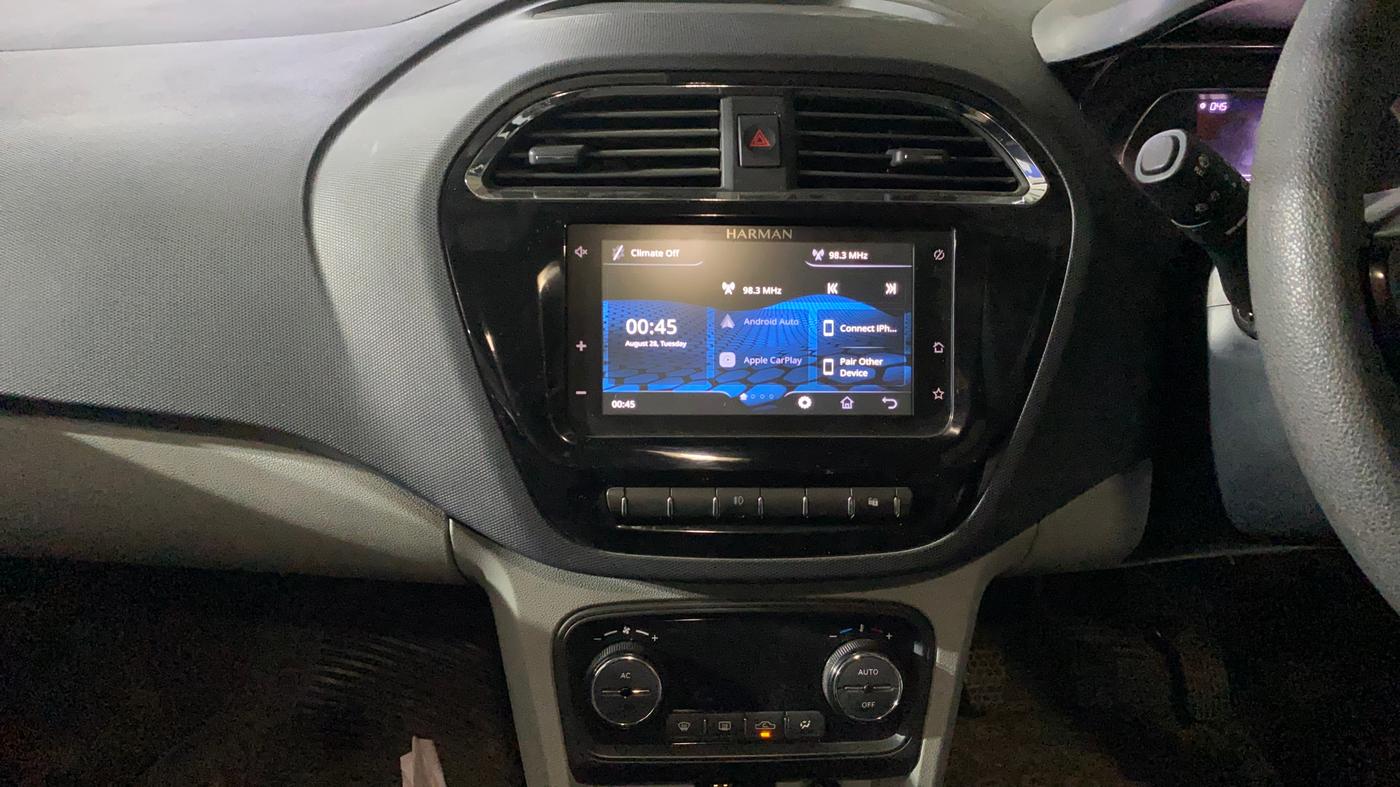 2021 Tata Tiago XZ PLUS PETROL, Petrol, Manual, 14,696 km, Air Conditioner