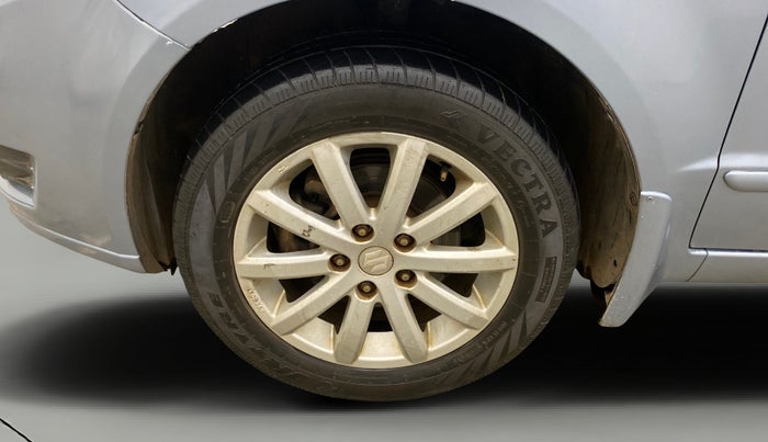 2013 Maruti SX4 ZXI, Petrol, Manual, 1,00,645 km, Left Front Wheel