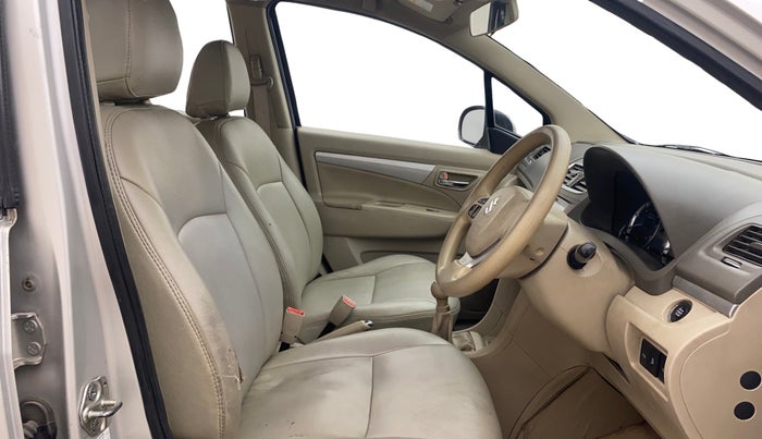 2017 Maruti Ertiga ZDI + SHVS, Diesel, Manual, 68,376 km, Right Side Front Door Cabin