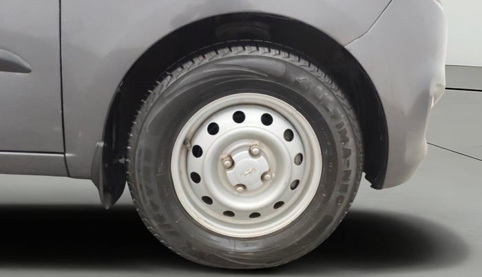 2013 Hyundai i10 ERA 1.1, Petrol, Manual, 46,602 km, Right Front Wheel