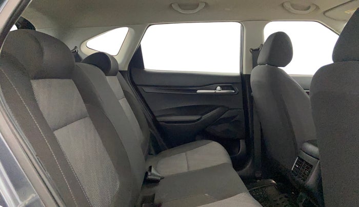 2019 KIA SELTOS HTK 1.5 PETROL, Petrol, Manual, 59,776 km, Right Side Rear Door Cabin