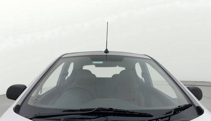 2017 Hyundai Eon MAGNA +, Petrol, Manual, 83,187 km, Front Windshield