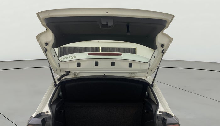 2022 Volkswagen TAIGUN COMFORTLINE 1.0 TSI MT, Petrol, Manual, 41,539 km, Boot Door Open