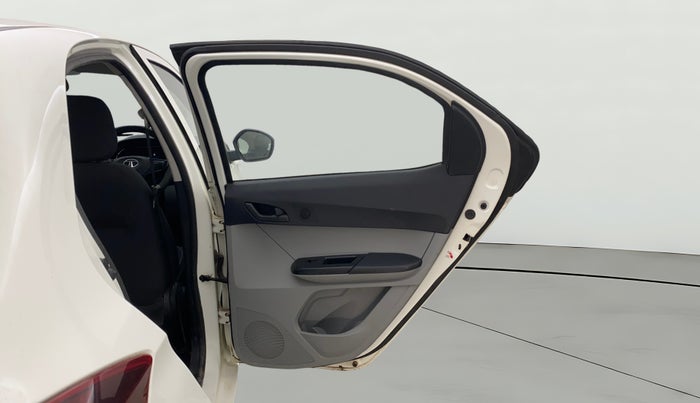 2022 Tata Tiago XM CNG, CNG, Manual, 24,609 km, RHS Rear Door