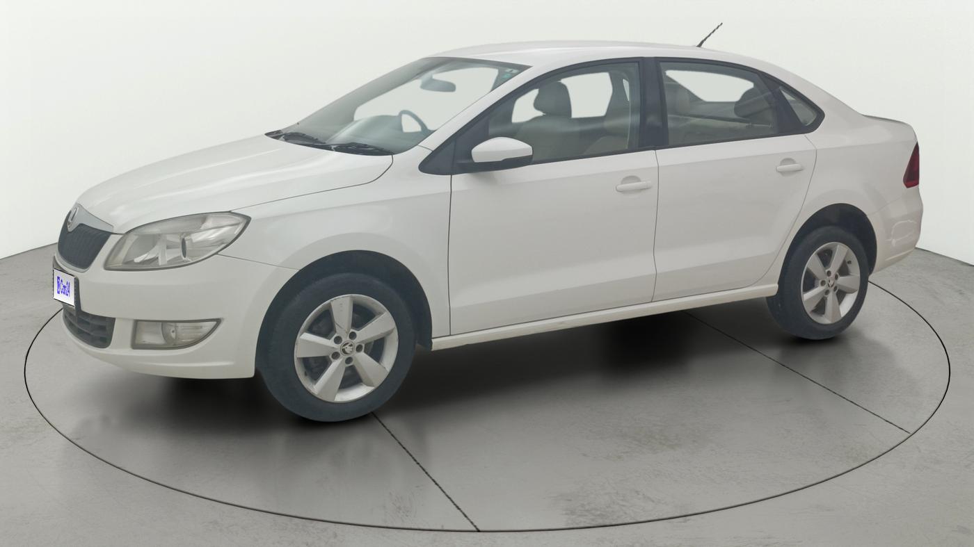 2016 Skoda Rapid 1.6 MPI STYLE PLUS, Petrol, Manual, 1,16,355 km, Left Front Diagonal