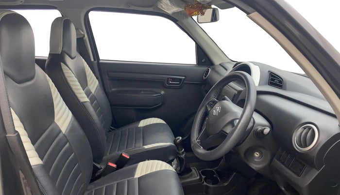 2019 Maruti S PRESSO VXI+, Petrol, Manual, 39,622 km, Right Side Front Door Cabin