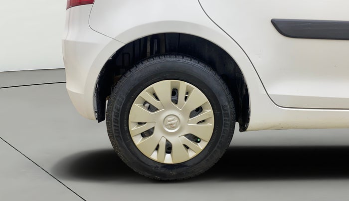 2013 Maruti Swift VXI, Petrol, Manual, 1,30,490 km, Right Rear Wheel
