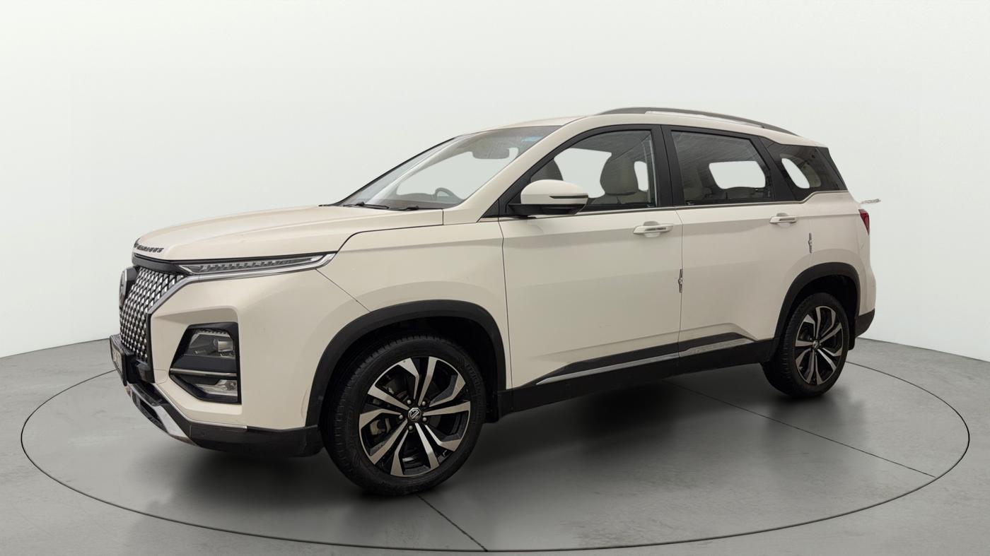 2023 MG HECTOR SHARP PRO 1.5 PETROL TURBO CVT PETROL, Petrol, Automatic, 38,456 km, Left Front Diagonal