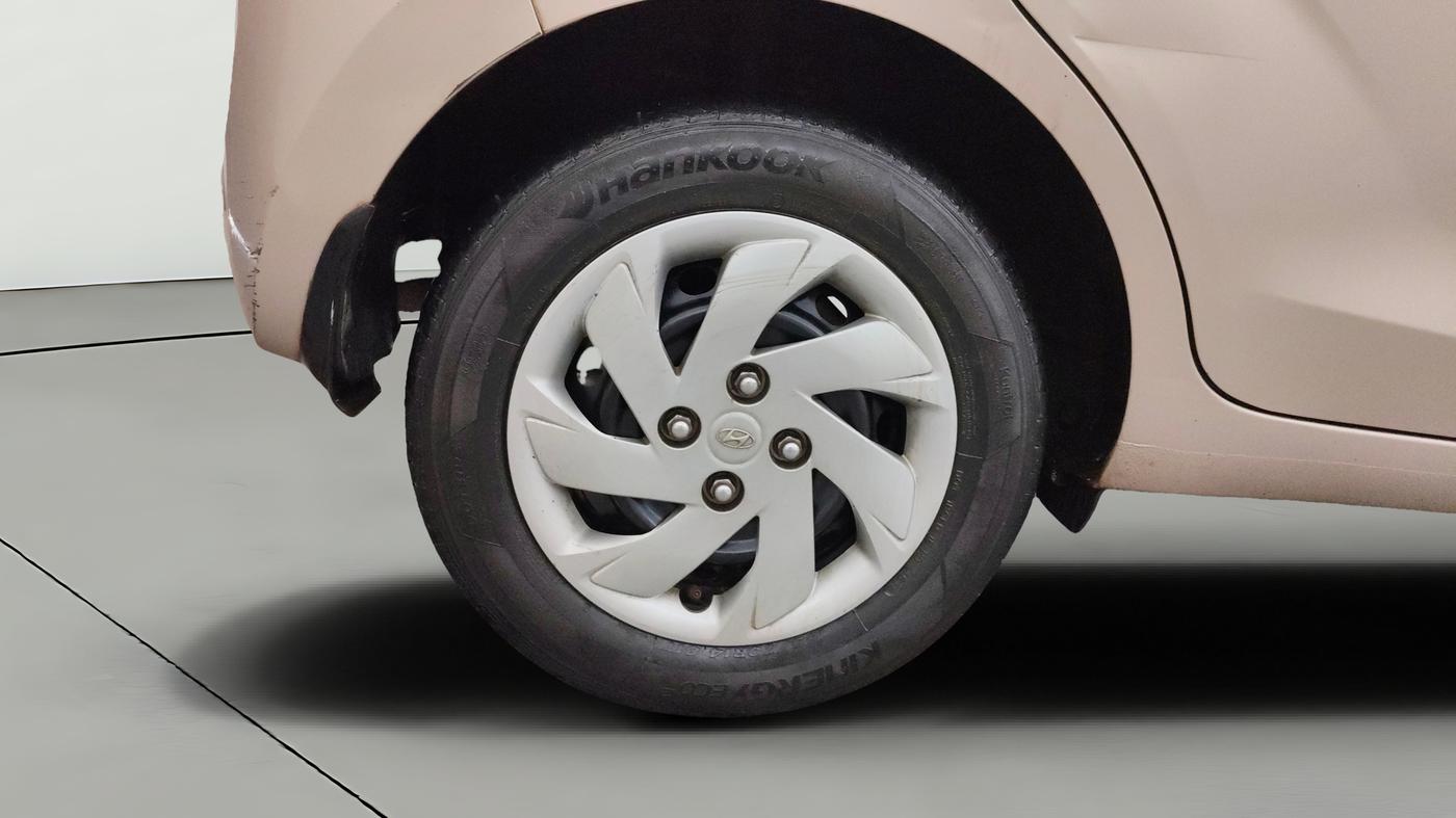 2019 Hyundai NEW SANTRO SPORTZ AMT, Petrol, Automatic, 32,897 km, Right Rear Wheel