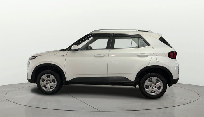 2022 Hyundai VENUE S 1.2, Petrol, Manual, 39,560 km, Left Side