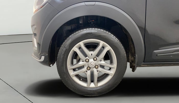 2024 Renault TRIBER RXZ, Petrol, Manual, 16,560 km, Left Front Wheel