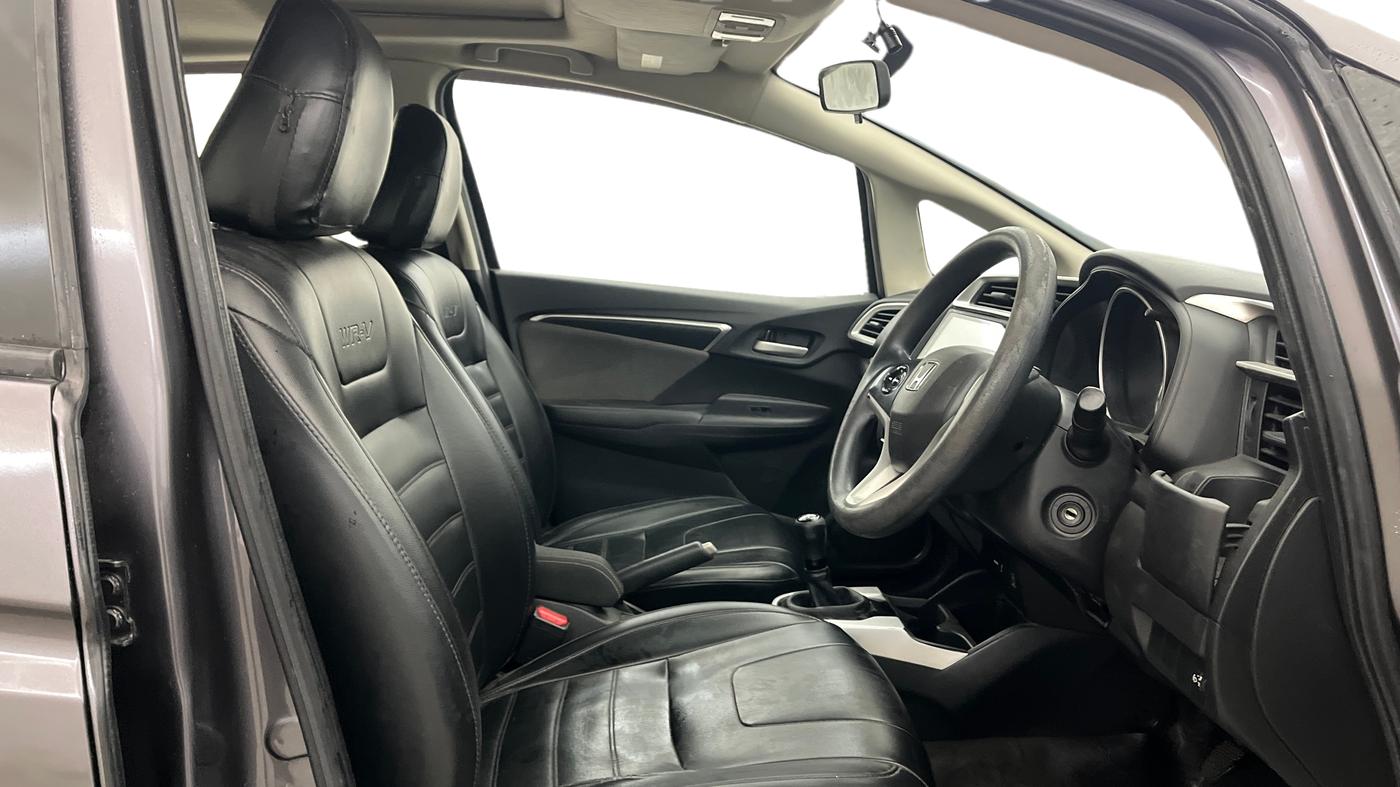 2017 Honda WR-V 1.2L I-VTEC VX MT, Petrol, Manual, 81,730 km, Right Side Front Door Cabin