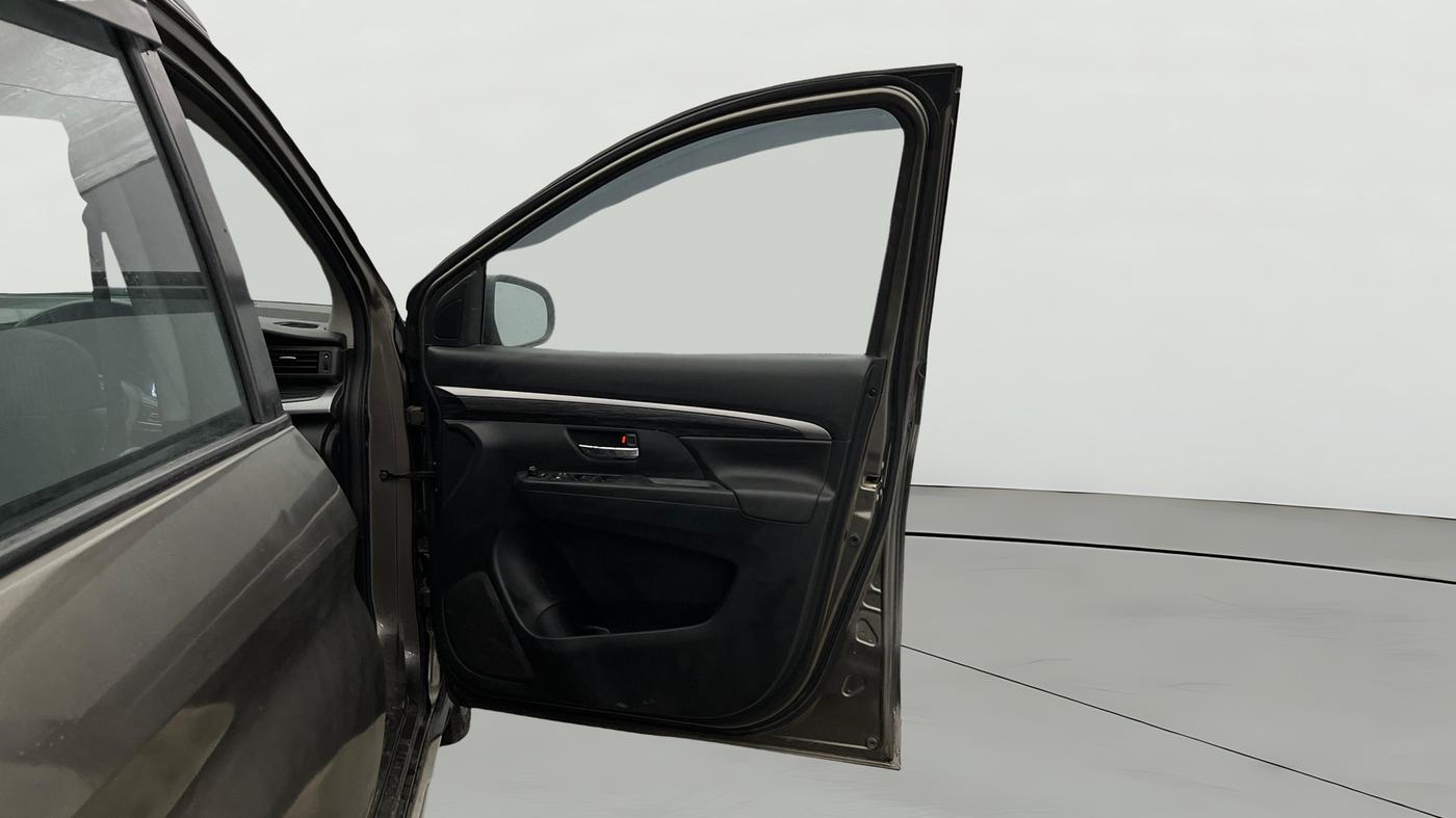 2020 Maruti XL6 ZETA MT, Petrol, Manual, 71,975 km, RHS Front Door
