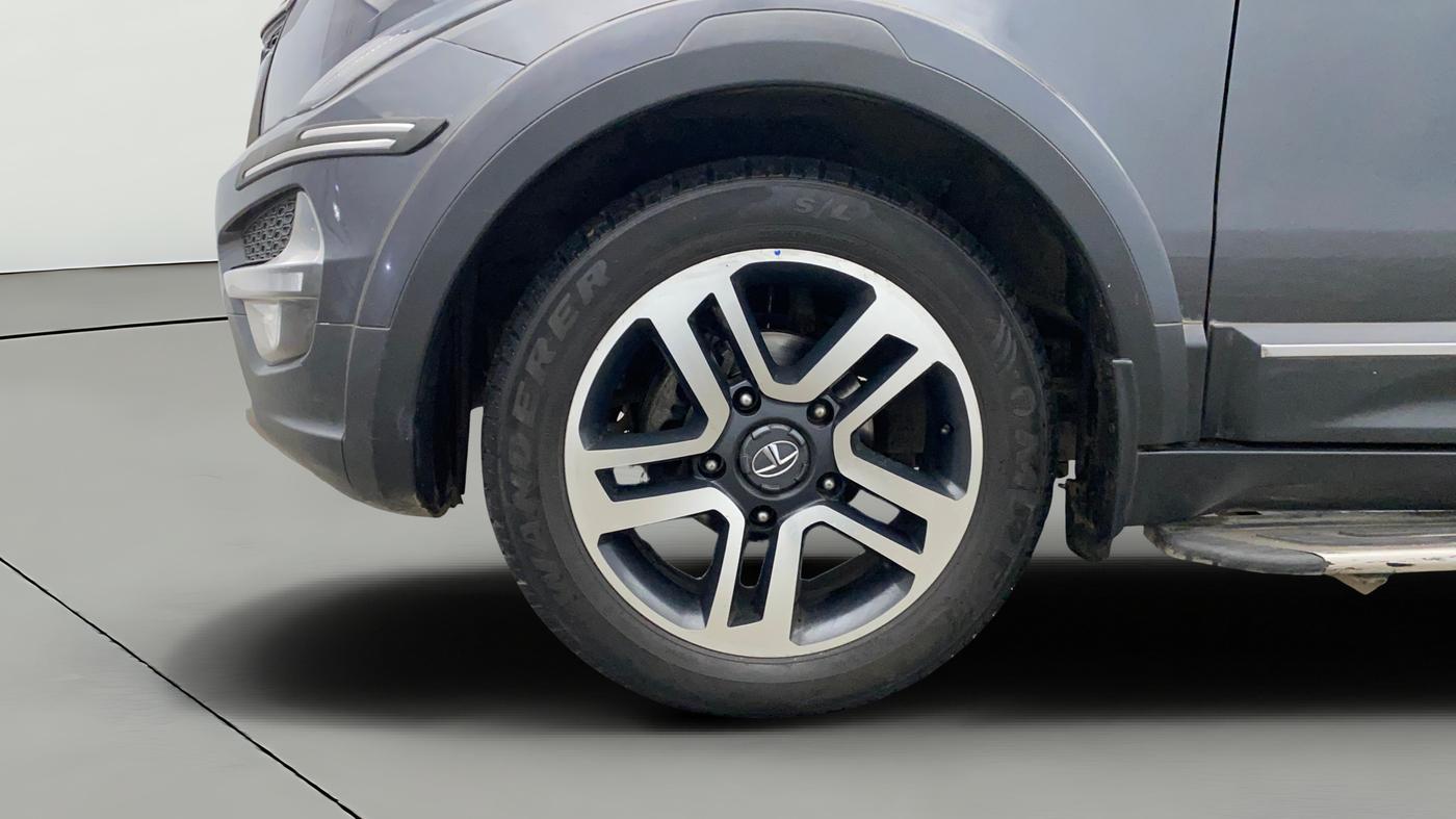 2017 Tata Hexa XT 4X2 6 STR, Diesel, Manual, 91,455 km, Left Front Wheel
