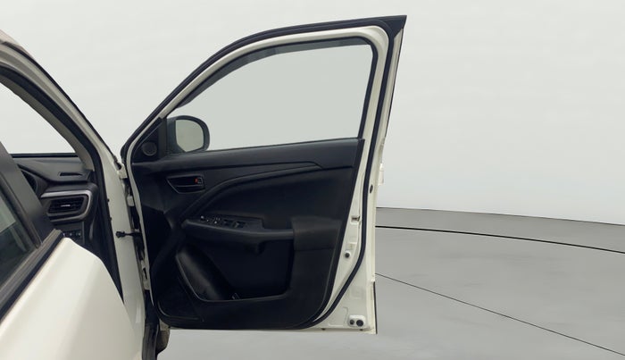 2023 Maruti BREZZA VXI AT SMART HYBRID, Petrol, Automatic, 52,972 km, RHS Front Door