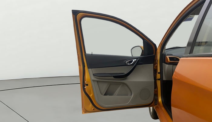 2017 Tata Tiago XZ PETROL, Petrol, Manual, 54,723 km, LHS Front Door