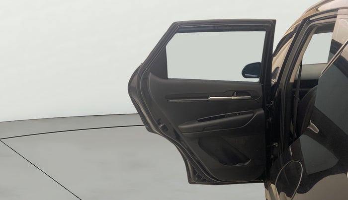 2022 KIA SONET HTK PLUS 1.0 IMT, Petrol, Manual, 76,414 km, LHS Rear Door