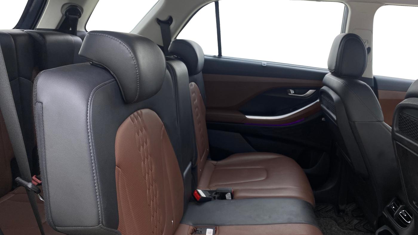 2023 Hyundai ALCAZAR 1.5 SIGNATURE (O) TURBO DCT 7, Petrol, Automatic, 36,065 km, Right Side Rear Door Cabin