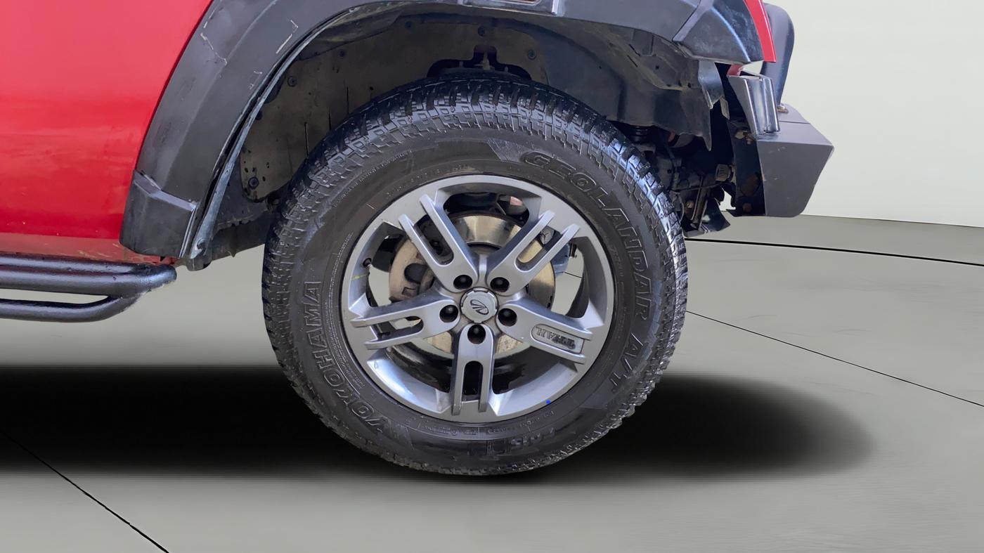 2021 Mahindra Thar LX D 4WD AT CONVERTIBLE, Diesel, Automatic, 93,835 km, Right Front Wheel