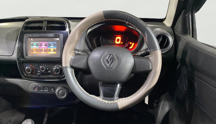 2017 Renault Kwid RXT 1.0, Petrol, Manual, 19,165 km, Steering Wheel Close Up
