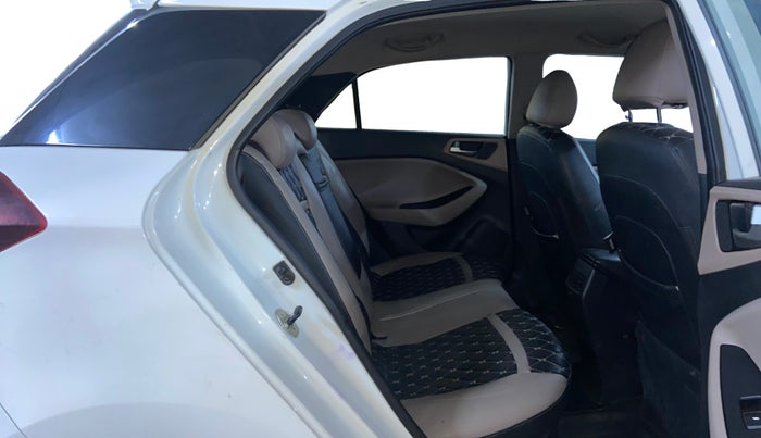 2019 Hyundai Elite i20 ASTA 1.2 (O), CNG, Manual, 1,06,100 km, Right Side Rear Door Cabin