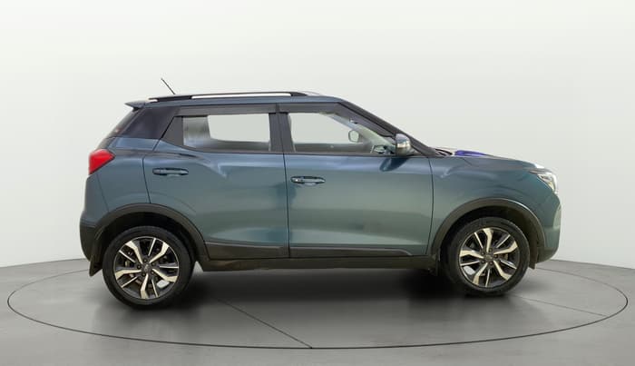 2019 Mahindra XUV300 W8 (O) 1.5 DIESEL AMT, Diesel, Automatic, 55,796 km, Right Side View