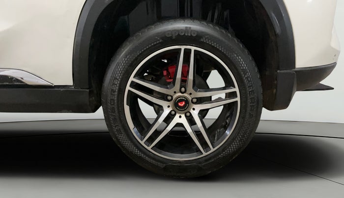 2024 Maruti Grand Vitara SIGMA SMART HYBRID, Petrol, Manual, 29,606 km, Left Rear Wheel