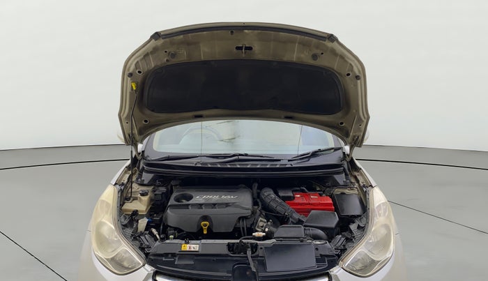 2012 Hyundai New Elantra 1.6 S MT DIESEL, Diesel, Manual, 1,29,540 km, Open Bonet