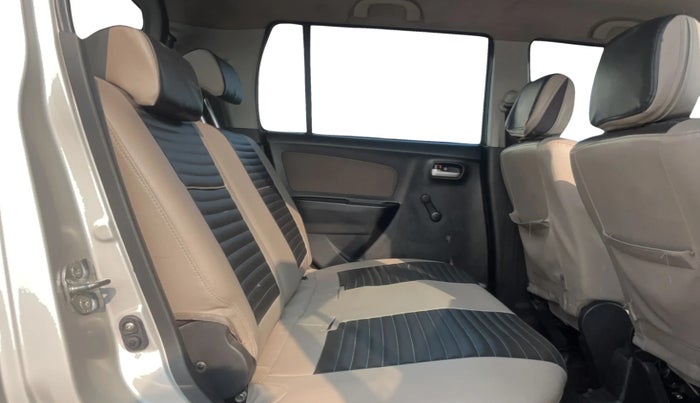 2014 Maruti Wagon R 1.0 LXI, Petrol, Manual, 61,995 km, Right Side Rear Door Cabin