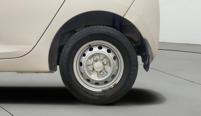 2013 Hyundai Eon ERA +, Petrol, Manual, 66,423 km, Left Rear Wheel