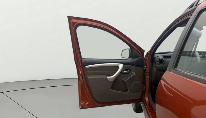 2017 Renault Duster 110 PS RXZ 4X2 AMT DIESEL, Diesel, Automatic, 1,41,803 km, LHS Front Door