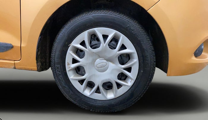 2015 Ford New Figo TREND 1.2 PETROL, Petrol, Manual, 63,103 km, Right Front Wheel