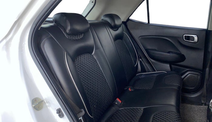 2020 Hyundai VENUE SX 1.0 TURBO IMT, Petrol, Manual, 56,077 km, Right Side Rear Door Cabin