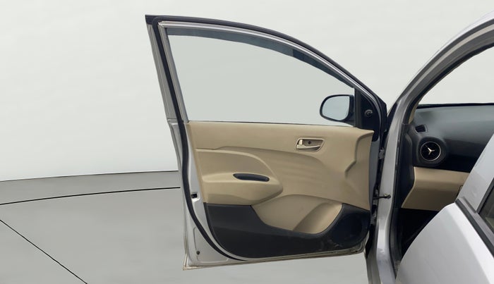 2019 Hyundai NEW SANTRO MAGNA, Petrol, Manual, 70,196 km, LHS Front Door