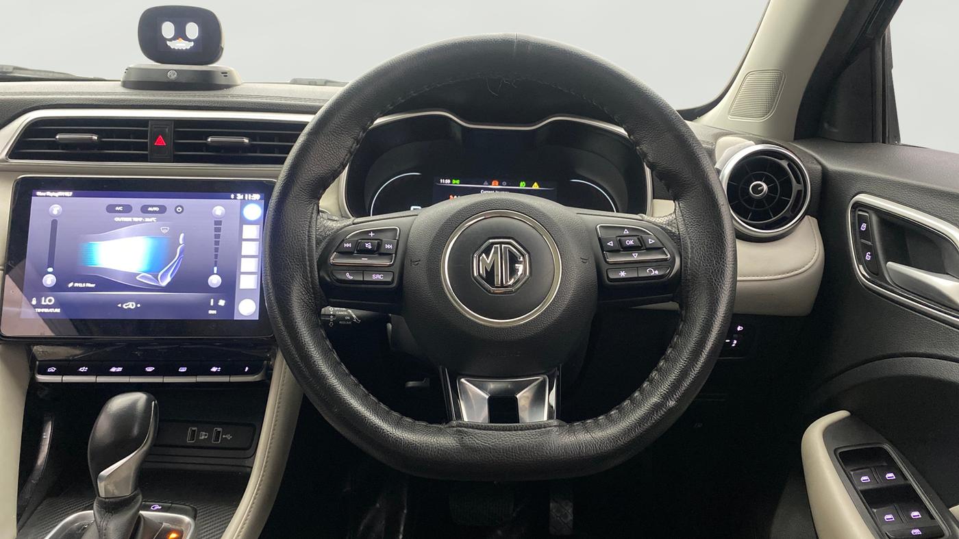 2023 MG ASTOR SHARP 1.5 CVT, Petrol, Automatic, 23,629 km, Steering Wheel Close Up