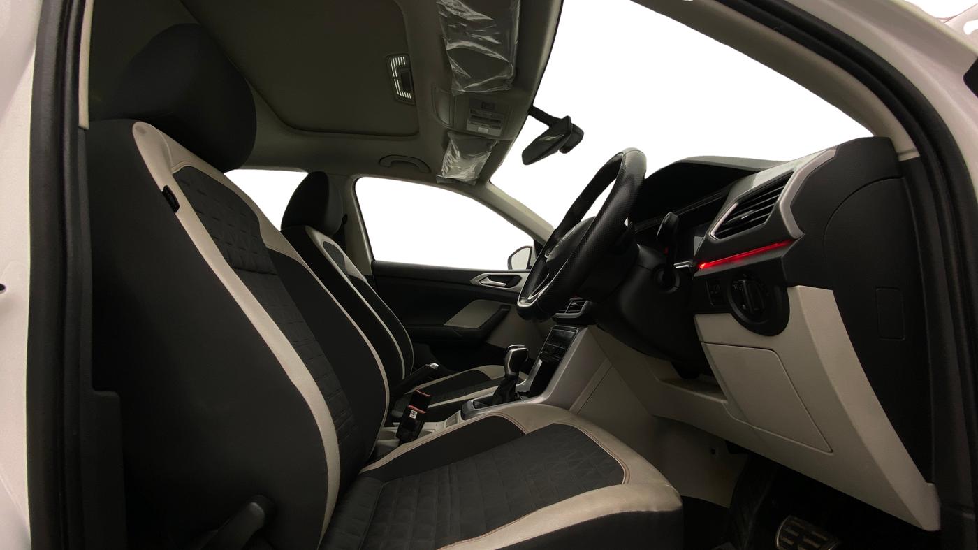 2022 Volkswagen TAIGUN GT PLUS 1.5 TSI DSG, Petrol, Automatic, 42,856 km, Right Side Front Door Cabin