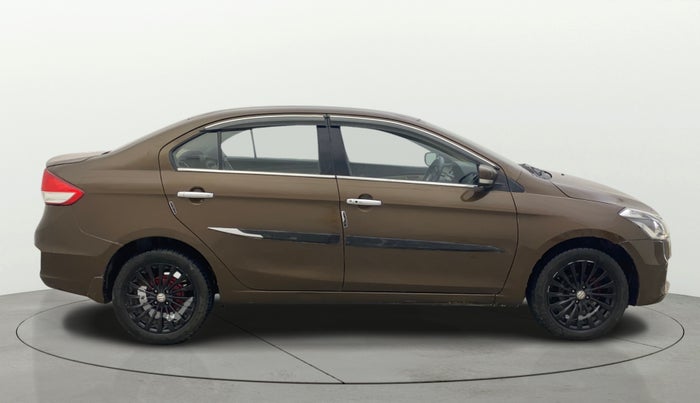 2016 Maruti Ciaz ZXI+, Petrol, Manual, 1,04,600 km, Right Side View