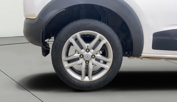 2022 Renault TRIBER RXZ, Petrol, Manual, 29,516 km, Right Rear Wheel