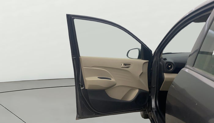 2019 Hyundai NEW SANTRO SPORTZ CNG, CNG, Manual, 97,340 km, LHS Front Door