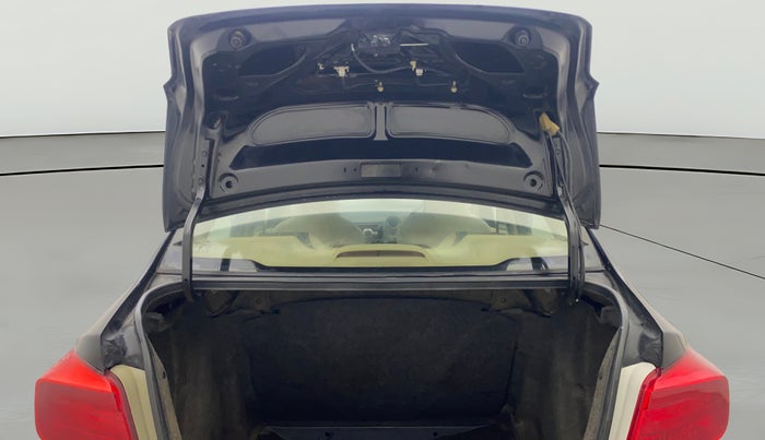 2013 Honda Amaze 1.2L I-VTEC S, Petrol, Manual, 1,10,612 km, Boot Door Open