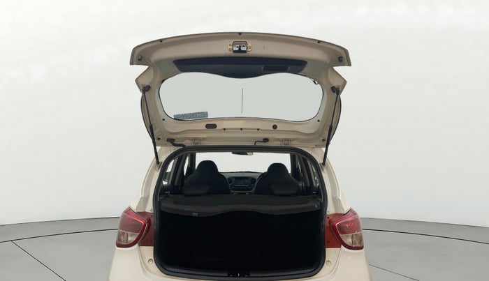 2017 Hyundai Grand i10 ASTA 1.2 KAPPA VTVT, Petrol, Manual, 76,308 km, Boot Door Open