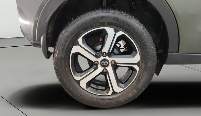 2021 Tata NEXON XZ PLUS PETROL SUNROOF, Petrol, Manual, 31,858 km, Right Rear Wheel