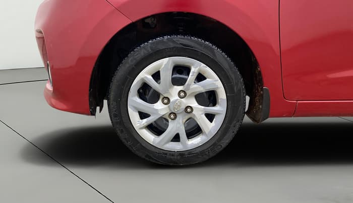 2017 Hyundai Grand i10 MAGNA 1.2 KAPPA VTVT, Petrol, Manual, 1,12,589 km, Left Front Wheel