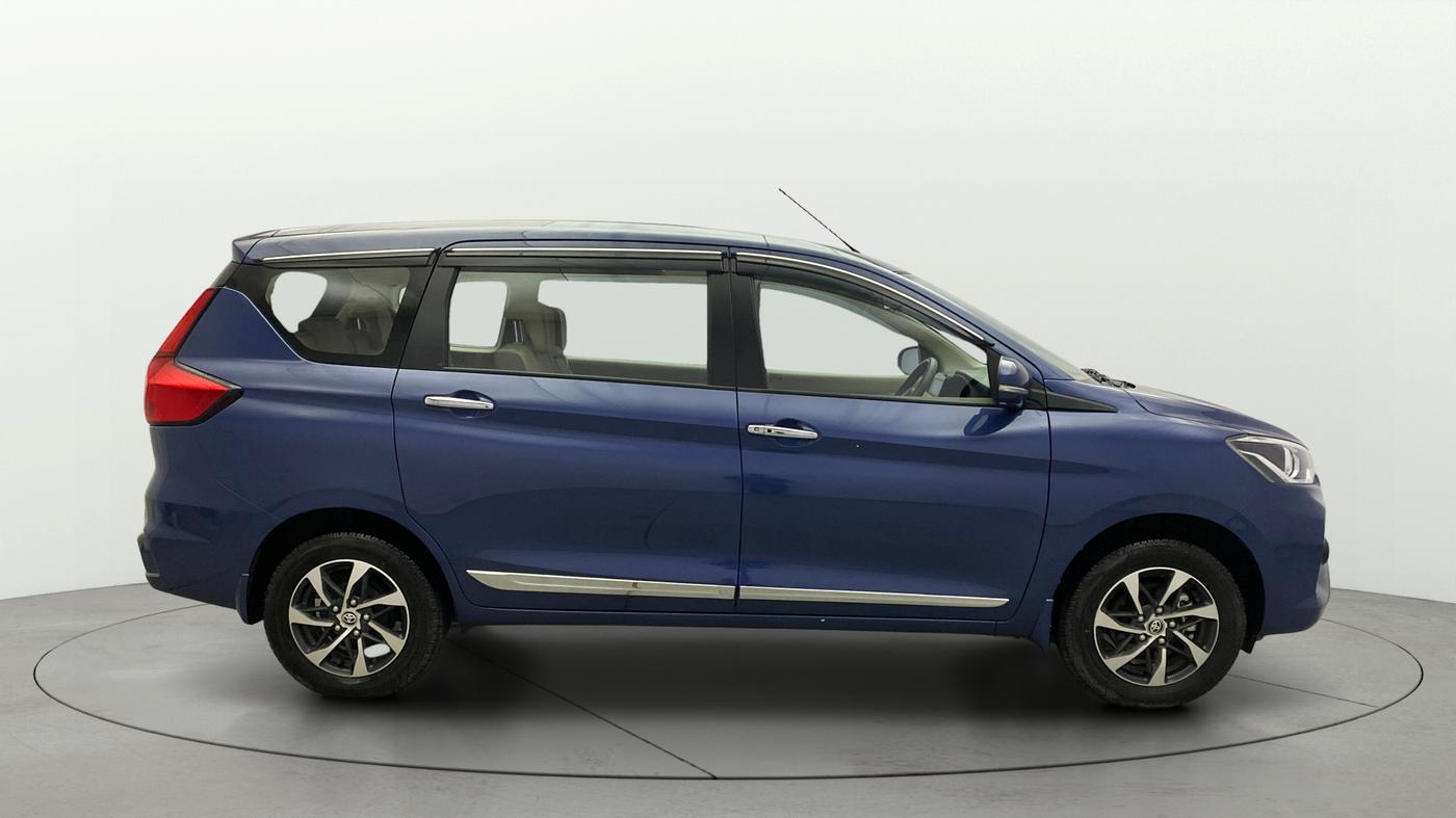 2024 Toyota RUMION  V MT , Petrol, Manual, 10,286 km, Right Side View
