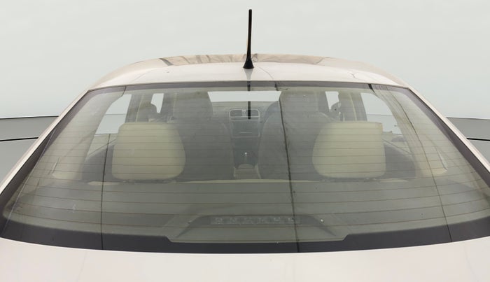 2016 Volkswagen Vento HIGHLINE PETROL AT, Petrol, Automatic, 52,937 km, Rear Windshield