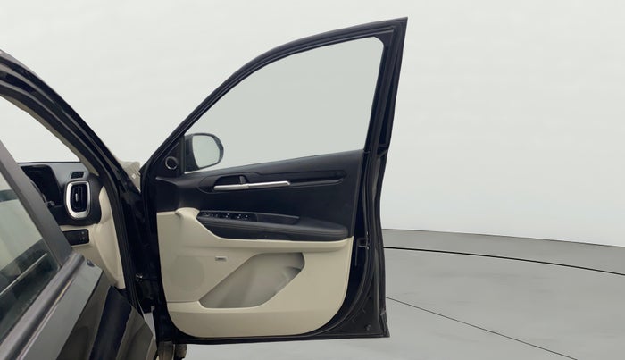 2020 KIA SONET HTX PLUS 1.0 IMT, Petrol, Manual, 29,159 km, RHS Front Door